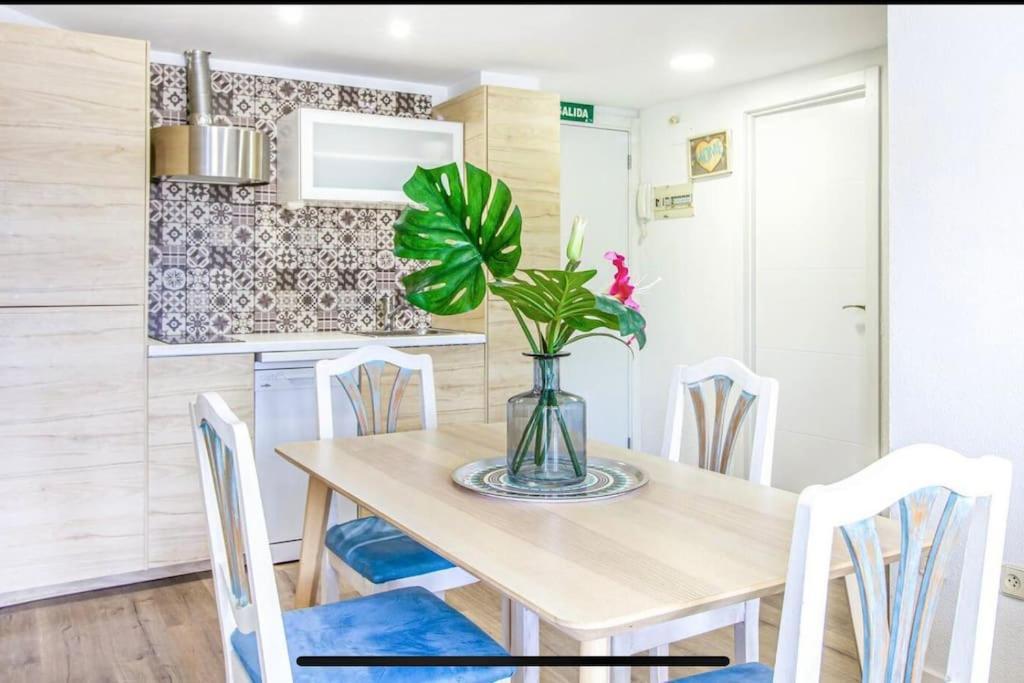 Torrevieja La Mata Primera Linea Playa Екстериор снимка