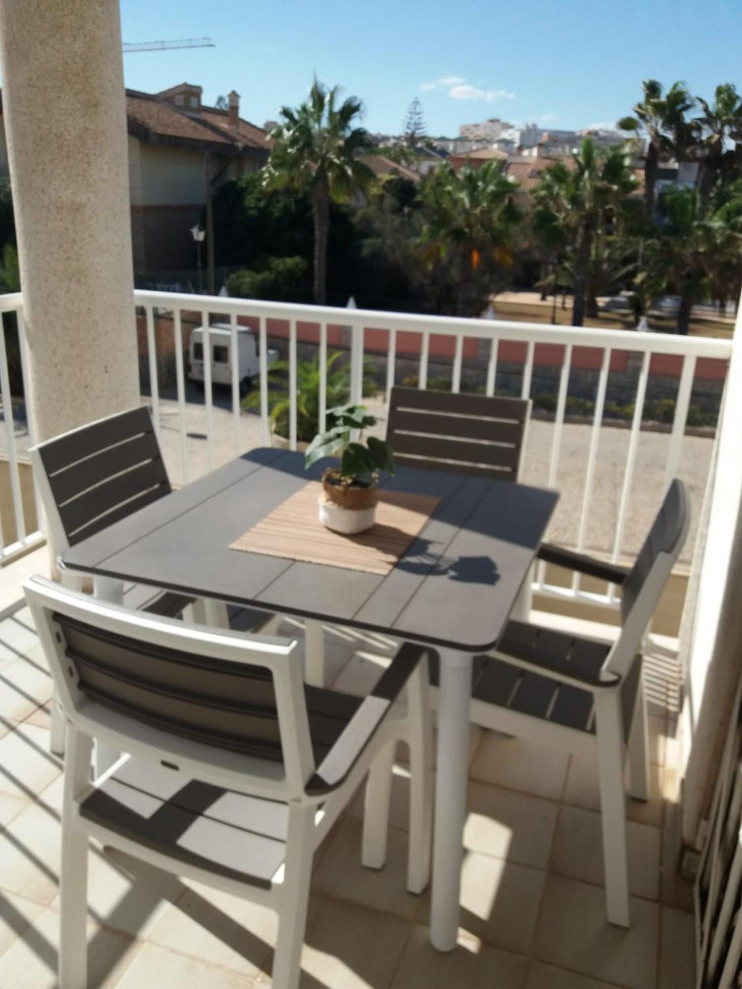 Torrevieja La Mata Primera Linea Playa Екстериор снимка