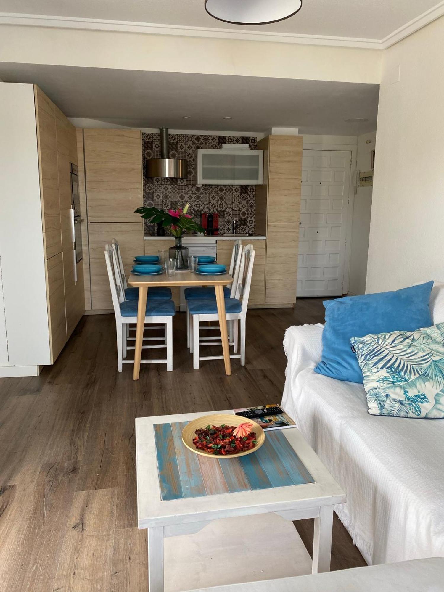 Torrevieja La Mata Primera Linea Playa Екстериор снимка